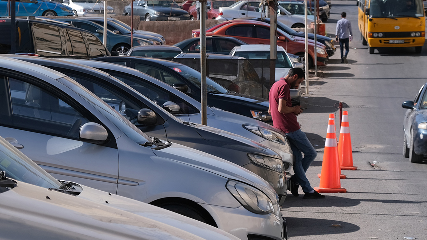 ما الذي يرفع أسعار السيارات في الأردن بعد الجائحة؟