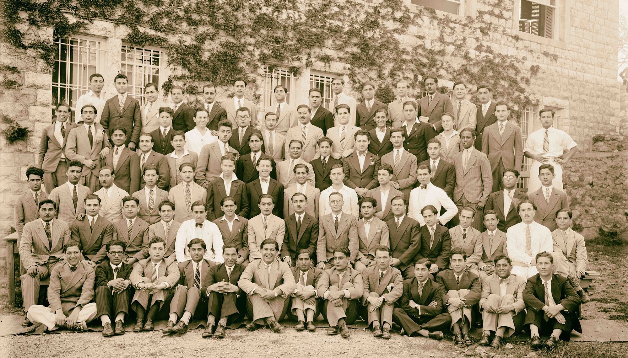 شرق الصهيونيّة: يهود فلسطين العرب الذين أرضختهم الصهيونيّة