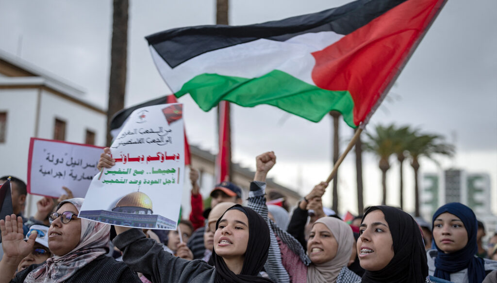 «الحرب التي تُغيّرنا»: كيف أعاد طوفان الأقصى تشكيل نظرتنا لأنفسنا وللعالم؟